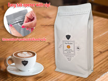 Load image into Gallery viewer, COFFEE BEANS CAFE R&#39;ONN 100% Arabica DARK Roasted, Zip-Lock Bag 500g, Origin North Thailand
